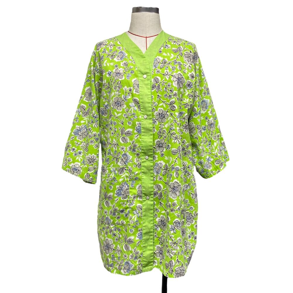 Vintage Sears Size 36 Green Floral Snap Button Up Long Robe
